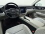 Volvo V60 2.0 B3 177pk Core / Adaptieve cruise control / Camera achter / BLIS / Elektrische achterklep / Keyles entry /