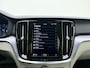 Volvo V60 2.0 B3 177pk Core / Adaptieve cruise control / Camera achter / BLIS / Elektrische achterklep / Keyles entry /
