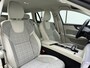 Volvo V60 2.0 B3 177pk Core / Adaptieve cruise control / Camera achter / BLIS / Elektrische achterklep / Keyles entry /