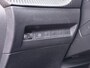 Peugeot e-2008 SUV Active 50kWh 136pk | Accu 93% | 3-Fase | Navigatie via Apple Carplay en Android auto | Camera achter | Automatische airco | Cruise control