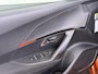 Peugeot e-2008 SUV Active 50kWh 136pk | Accu 93% | 3-Fase | Navigatie via Apple Carplay en Android auto | Camera achter | Automatische airco | Cruise control