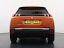 Peugeot e-2008 SUV Active 50kWh 136pk | Accu 93% | 3-Fase | Navigatie via Apple Carplay en Android auto | Camera achter | Automatische airco | Cruise control