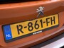 Peugeot e-2008 SUV Active 50kWh 136pk | Accu 93% | 3-Fase | Navigatie via Apple Carplay en Android auto | Camera achter | Automatische airco | Cruise control