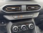 Dacia Jogger 1.6 Hybrid 140 Extreme 7p. | Trekhaak | Achteruitrijcamera | Apple CarPlay / Android Auto | Climate Control |