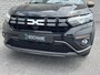 Dacia Jogger 1.6 Hybrid 140 Extreme 7p. | Trekhaak | Achteruitrijcamera | Apple CarPlay / Android Auto | Climate Control |