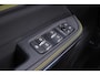 Lynk & Co 01 1.5 More UIT VOORRAAD LEVERBAAR - Panorama/schuifdak - Adaptieve Cruise control met stuurovername - Infinity Audio by Harman/Kardon - BLIS - Stoelverwarming voor - Adaptieve LED koplampen - Geïntegreerde dashcam voor - Elektr. bedienb. achterklep - Draadloze Apple Carplay & Android Auto - Keyless Entry & drive - 20' LMV