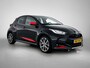 Toyota Yaris 1.5 Hybrid Executive | JBL | Head-Up Display | Dodehoek detectie | Stoel+stuurverwarming | Parkeersensoren voor+achter | Licht kleur interieur | Apple CarPlay/Android auto | Navigatie |
