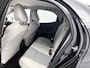 Toyota Yaris 1.5 Hybrid Executive | JBL | Head-Up Display | Dodehoek detectie | Stoel+stuurverwarming | Parkeersensoren voor+achter | Licht kleur interieur | Apple CarPlay/Android auto | Navigatie |