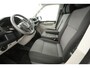 Volkswagen Transporter 2.0 TDI L2H1 140PK | Airco | Cruise | Trekhaak | 3 Zits | Sidebars