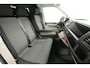Volkswagen Transporter 2.0 TDI L2H1 140PK | Airco | Cruise | Trekhaak | 3 Zits | Sidebars