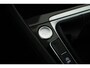 Volkswagen Golf Variant 1.5 TSI 150pk 2x R-Line Trekhaak Camera LED Keyless Navigatie Virtual Cockpit