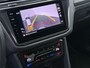 Volkswagen Tiguan 1.4 TSI eHybrid R-Line Business+ | Navigatie | Trekhaak | Elek Achterklep | Stoelverwarming | Camera | 19" |