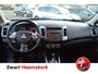 Mitsubishi Outlander 2.0 Edition Two Automaat | Trekh | 4Season band | Open dak | Volleer