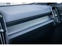 Volvo EX40 Single Motor Extended Range Ultra Black Ed. 82 kWh | Adaptieve Cruise Control | Schuif -/ Kanteldak | Harman Kardon Audio | Getint Glas | Elektr. Stoelen | Stoel + Stuurverwarming | 360 Camera | Keyless |
