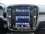 Volvo XC40 T5 262pk R-Design /  Camera rondom / Panorama dak / Harman en Kardon audio / Elektrische verstelbare stoelen / Trekhaak /