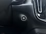 Volvo XC40 T5 262pk R-Design /  Camera rondom / Panorama dak / Harman en Kardon audio / Elektrische verstelbare stoelen / Trekhaak /