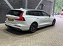 Volvo V60 2.0 B3 Momentum | Trekhaak | Camera | Stoel+Stuurverwarming | Apple Carplay | Getint Glas