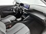 Peugeot 208 1.2 Hybrid 110pk Allure Automaat | Navigatie | 360 Camera | Cruise Control | 16"LMV | Dodehoekdetectie | Draadloze telefoonlader | Apple Carplay/Android Auto |