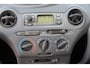 Toyota Yaris 1.3-16V VVT-i Sol