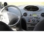 Toyota Yaris 1.3-16V VVT-i Sol