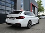 BMW 5-Serie Touring 530e M-Sport xDrive High Executive | M Seats | Pano | 360 | H&K | Leder | Carplay | Memory | Laser LED | Ambient+ | Keyless | Head-Up | Trekhaak | ACC | Lane Assist | Active Steering