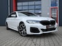 BMW 5-Serie Touring 530e M-Sport xDrive High Executive | M Seats | Pano | 360 | H&K | Leder | Carplay | Memory | Laser LED | Ambient+ | Keyless | Head-Up | Trekhaak | ACC | Lane Assist | Active Steering