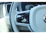 Volvo XC60 T8 Twin Engine AWD Inscription | | Panoramadak | BLIS | Head up display | Elektrische voorstoelen met stoelverwarming | Adaptieve cruise control | Luchtvering| Trekhaak| Apple carplay/Android auto | Parkeercamera | Alarmklasse 3