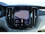 Volvo XC60 T8 Twin Engine AWD Inscription | | Panoramadak | BLIS | Head up display | Elektrische voorstoelen met stoelverwarming | Adaptieve cruise control | Luchtvering| Trekhaak| Apple carplay/Android auto | Parkeercamera | Alarmklasse 3