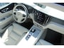 Volvo XC60 T8 Twin Engine AWD Inscription | | Panoramadak | BLIS | Head up display | Elektrische voorstoelen met stoelverwarming | Adaptieve cruise control | Luchtvering| Trekhaak| Apple carplay/Android auto | Parkeercamera | Alarmklasse 3