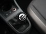 Volkswagen Up! 1.0 High Up! BlueMotion - RIJKLAARPRIJS - All Seasonbanden - Cruise Control - Navigatiesysteem - Lichtmetalen velgen