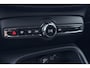 Volvo EX40 Twin Motor Plus Black Edition 82 kWh | 409 PK! | AWD | 360° Camera | Harman/Kardon | Stoel+Stuurverwarming | ACC