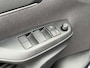 Toyota Yaris Cross 1.5 Hybrid First Edition Plus | Parkeersensoren, Stoel + Stuurverwarming, Groot scherm, Keyless, 17 inch