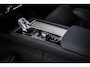 Volvo XC90 2.0 T8 Plug-in hybrid AWD Ultra Black Edition Executive | Gratis trekhaak | Luchtvering | Heico Bodykit | Bowers & Wilkins Premium Audio | Adaptieve Cruise Control | Elektr. schuif-\-kanteldak | 360 Camera | Extra getint glas | Gelamineerde ramen | Geventileerde voorstoelen | Stoelverwarming | Stoelmassage | Verwarmd stuurwiel | Google Services | Head-up display | Alcantara hemelbekleding | 22" Lichtmetalen velgen |