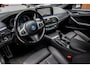 BMW 5-Serie Touring 530e M-Sport Navi Leer Sportstoelen PDC Climate voor en achter Elektr. verstelbare stoelen Elektr. achterklep LM velgen