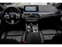 BMW 5-Serie Touring 530e M-Sport Navi Leer Sportstoelen PDC Climate voor en achter Elektr. verstelbare stoelen Elektr. achterklep LM velgen