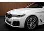 BMW 5-Serie Touring 530e M-Sport Navi Leer Sportstoelen PDC Climate voor en achter Elektr. verstelbare stoelen Elektr. achterklep LM velgen
