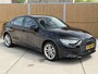 Audi A3 Limousine 30 TFSI Pro Line Zwart optiek | Apple CarPlay/Android Auto | Cruise control | LED koplampen | Climate control | DAB ontvanger | Rijstrooksensor | 17 inch velgen | Parkeersensoren achter