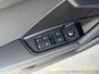 Audi A3 Limousine 30 TFSI Pro Line Zwart optiek | Apple CarPlay/Android Auto | Cruise control | LED koplampen | Climate control | DAB ontvanger | Rijstrooksensor | 17 inch velgen | Parkeersensoren achter
