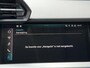 Audi A3 Limousine 30 TFSI Pro Line Zwart optiek | Apple CarPlay/Android Auto | Cruise control | LED koplampen | Climate control | DAB ontvanger | Rijstrooksensor | 17 inch velgen | Parkeersensoren achter