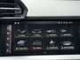 Audi A3 Limousine 30 TFSI Pro Line Zwart optiek | Apple CarPlay/Android Auto | Cruise control | LED koplampen | Climate control | DAB ontvanger | Rijstrooksensor | 17 inch velgen | Parkeersensoren achter