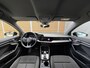Audi A3 Limousine 30 TFSI Pro Line Zwart optiek | Apple CarPlay/Android Auto | Cruise control | LED koplampen | Climate control | DAB ontvanger | Rijstrooksensor | 17 inch velgen | Parkeersensoren achter