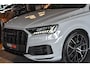 Audi Q7 55 TFSI e quattro S-Line, RS Stoelen, Pano, Luchtvering, B&O, 22", Matrix!