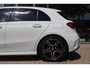 Mercedes-Benz A-klasse A180 AMG-Line 136pk | Sfeer | Cruise | Climate | Stoelverwarming | LED | Navigatie | Camera