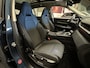 Lynk & Co 01 1.5 6.6kW BLACK LINE PREMIUM ZWARTE HEMEL VOL OPTIES ! 360 CAMERA ADAPTIVE CRUISE CONTROL PANORAMA SCHUIF/KANTELDAK APPLE CARPLAY/ANDROID RIJSTROOKSENSOREN ZEER MOOI !!