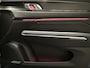 Lynk & Co 01 1.5 6.6kW BLACK LINE PREMIUM ZWARTE HEMEL VOL OPTIES ! 360 CAMERA ADAPTIVE CRUISE CONTROL PANORAMA SCHUIF/KANTELDAK APPLE CARPLAY/ANDROID RIJSTROOKSENSOREN ZEER MOOI !!