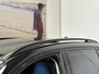 Lynk & Co 01 1.5 6.6kW BLACK LINE PREMIUM ZWARTE HEMEL VOL OPTIES ! 360 CAMERA ADAPTIVE CRUISE CONTROL PANORAMA SCHUIF/KANTELDAK APPLE CARPLAY/ANDROID RIJSTROOKSENSOREN ZEER MOOI !!