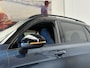 Lynk & Co 01 1.5 6.6kW BLACK LINE PREMIUM ZWARTE HEMEL VOL OPTIES ! 360 CAMERA ADAPTIVE CRUISE CONTROL PANORAMA SCHUIF/KANTELDAK APPLE CARPLAY/ANDROID RIJSTROOKSENSOREN ZEER MOOI !!