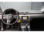 Volkswagen Passat Variant 1.6 TDI EURO 5 Highline BlueMotion - NAVIGATIE - 2 x PDC - TREKHAAK