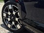 Hyundai Kona Electric Premium 64.8 kWh | WK Deal! | Apple Carplay/Android Auto | 360 graden camera | Lichtmetalen velgen | Stoelverwarming/verkoeling | Elektrische achterklep |