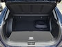 Hyundai Kona Electric Premium 64.8 kWh | WK Deal! | Apple Carplay/Android Auto | 360 graden camera | Lichtmetalen velgen | Stoelverwarming/verkoeling | Elektrische achterklep |